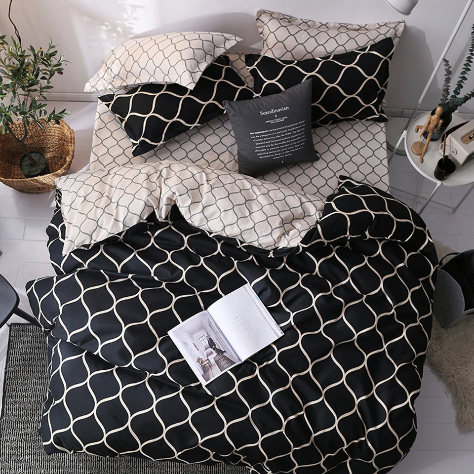 Luxury Black Bedding Set – Modern Design Duvet Cover & Pillowcases (Single, Full, Queen, King)