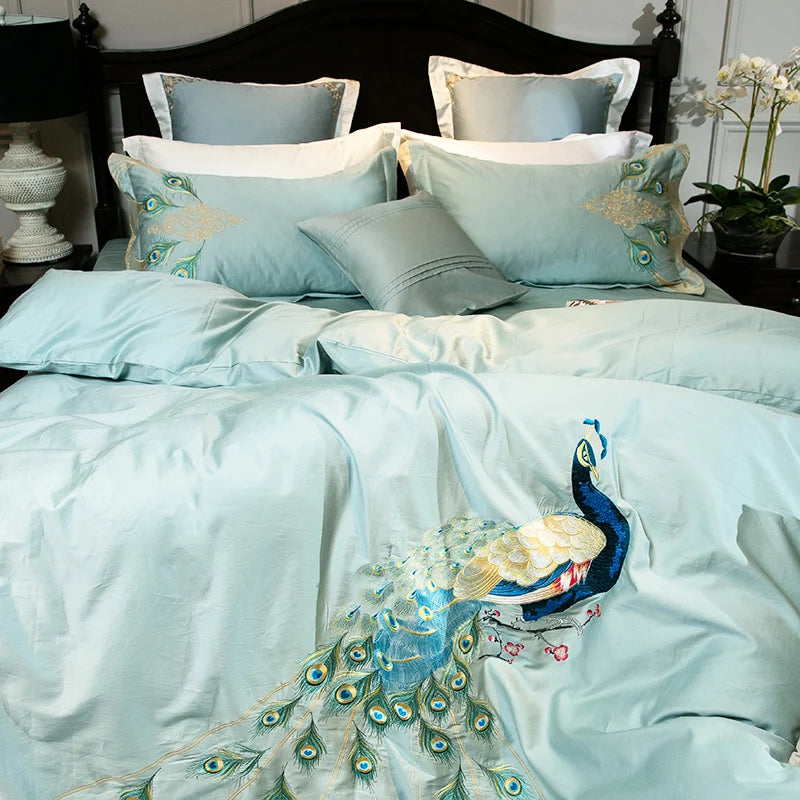 Luxury Embroidered Bed Set - 600TC Egyptian Cotton, Peacock Design, Queen/Super King