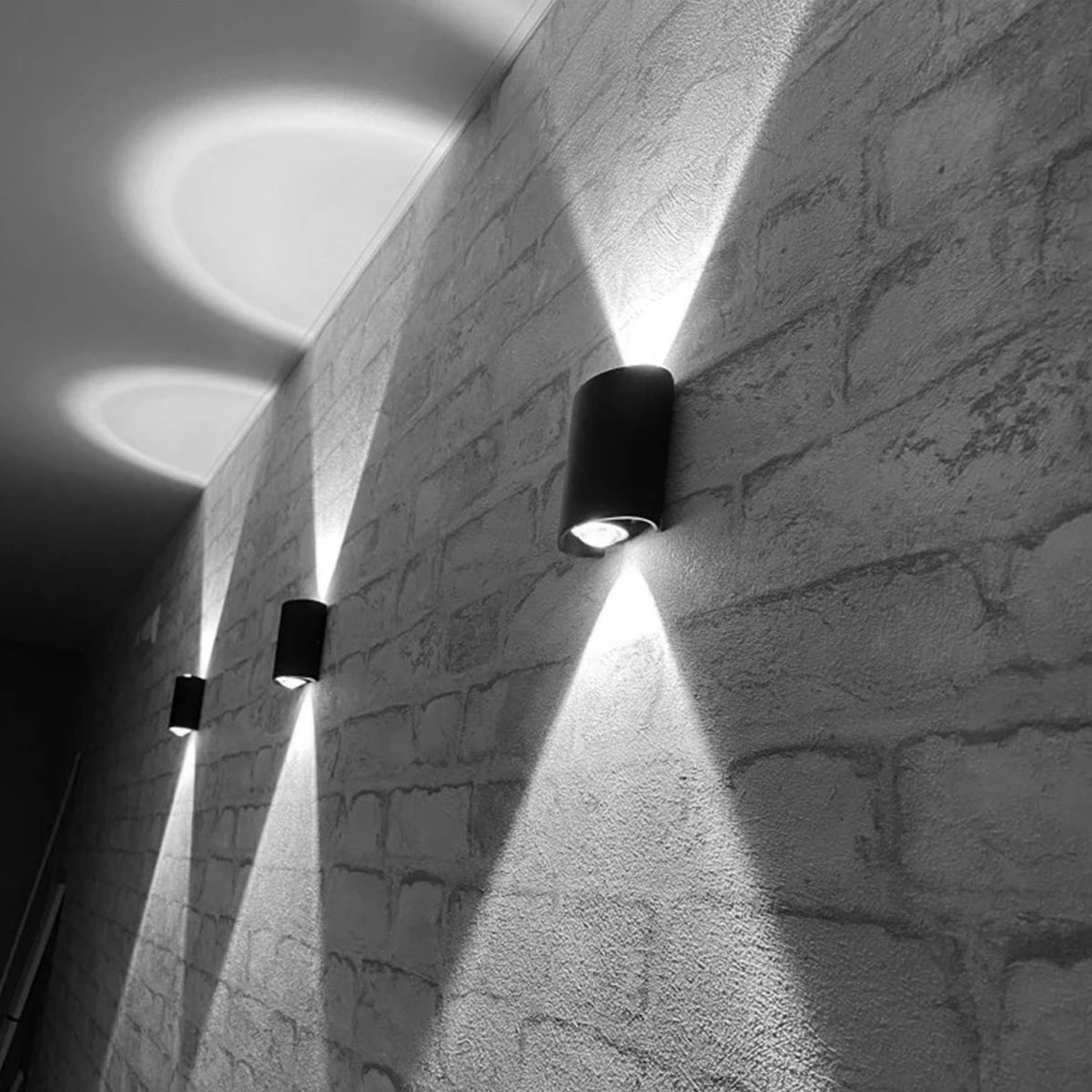 Waterproof LED Wall Lamp IP65 for Outdoor & Indoor Use